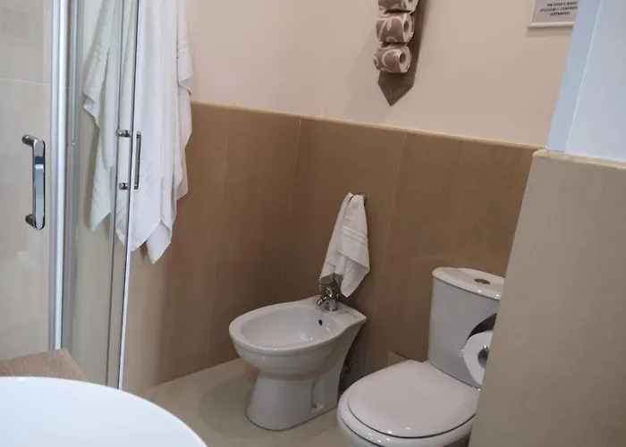 Guest house Tulla's 4*